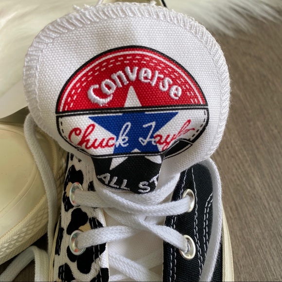 NWT Converse Logo Play Chuck 70 Low Top - Picture 12 of 12